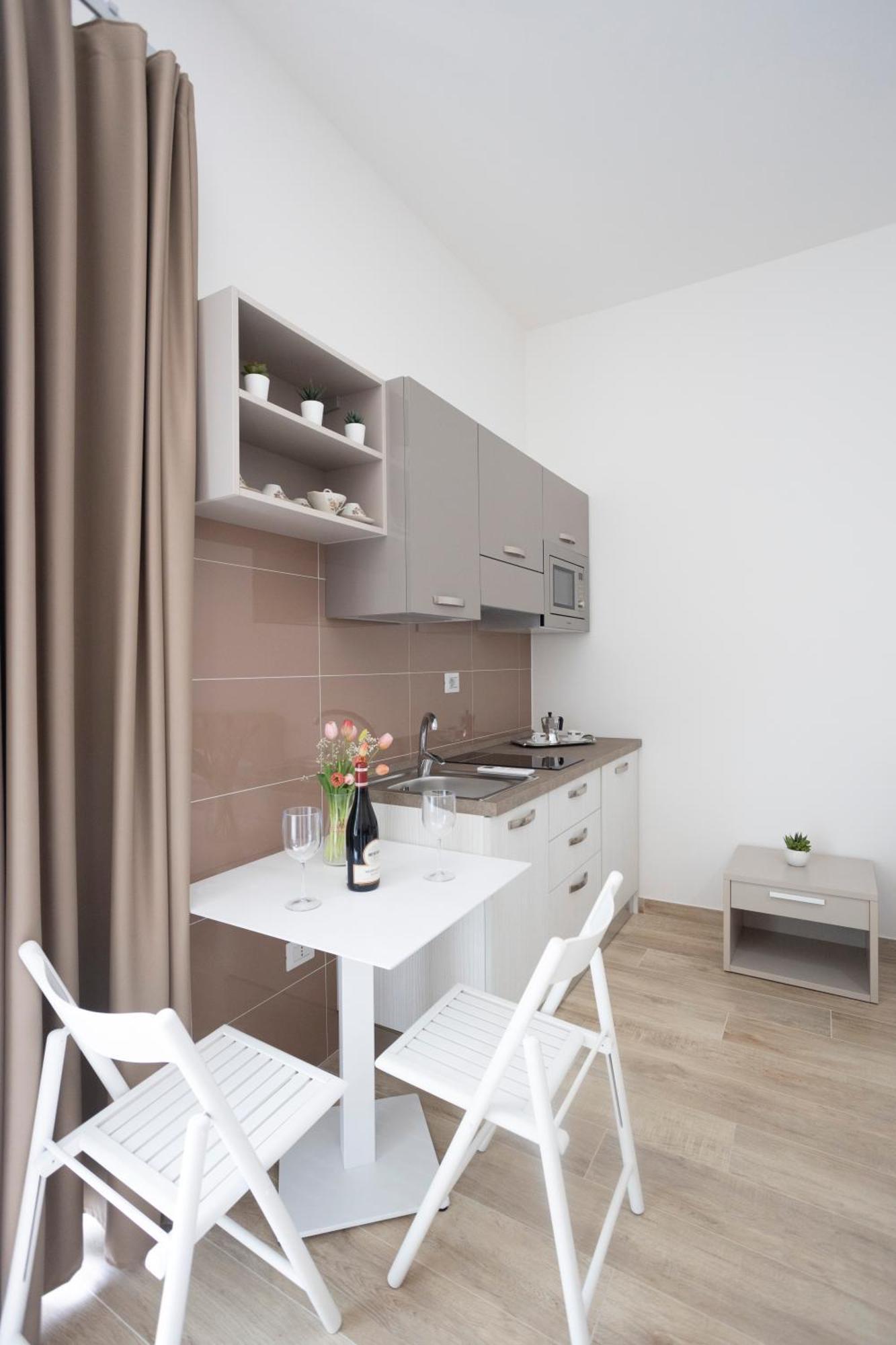 Mary Apartments Pompéi Extérieur photo